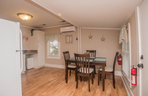 Historic District Cabaña | $ 99 SEPTIEMBRE ESPECIAL - ACOGEDOR Y SUPER LIMPIO - 10 minutos a pie hasta downton