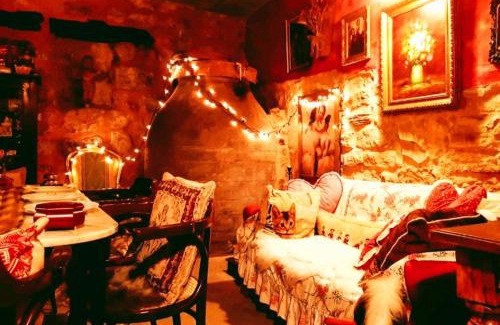 Valeria Cabina | Romantic getaway to Cuenca