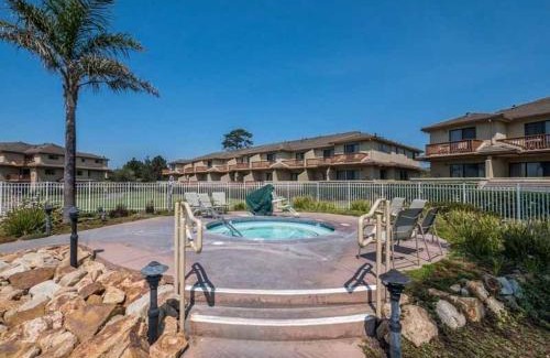 Rio del Mar Villa | Romantic Getaway to Seascape Villa