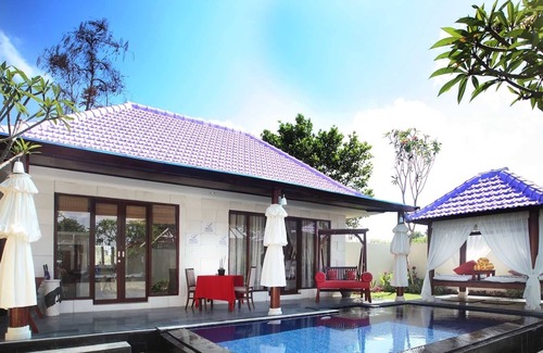 By Pass Ngurah Rai Kuta Villa | Luna de miel romántica Villa @ Kuta