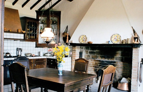 Passignano sul Trasimeno Apartamento | Romantic located vacation flat above the Trasimeno Lake