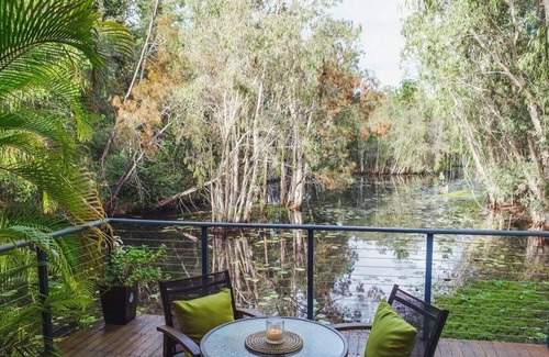 Byfield Cabina | Romantic Luv Shack in Byfield Rainforest