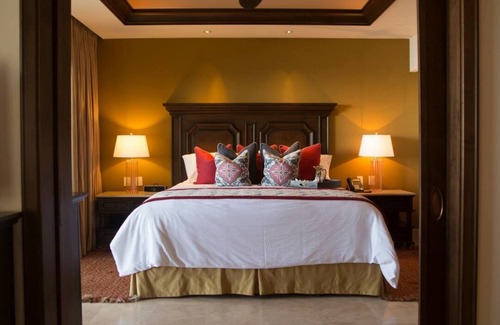 Marina Complejo | Romantic Luxury Ocean Front One Bedroom Condo, in the heart of cabo