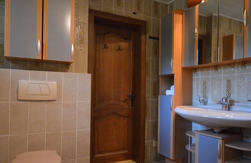 Strotzbusch Villa | Romántica mansión en Strotzbüsch junto al bosque