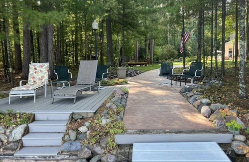 Tomahawk Apartamento | Romántica suite privada junto al lago de Northwoods en Deer Lake en el norte de Wisconsin