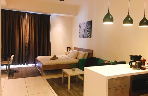 Kampung Pandan Dalam Apartamento | Estudio de balcón con piscina romántica @ Embassy Row KLCC por 7kgTravellerHome