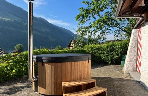 Lungern Chalet De Esquí | Romantic private superior Swiss Chalet with Hottub