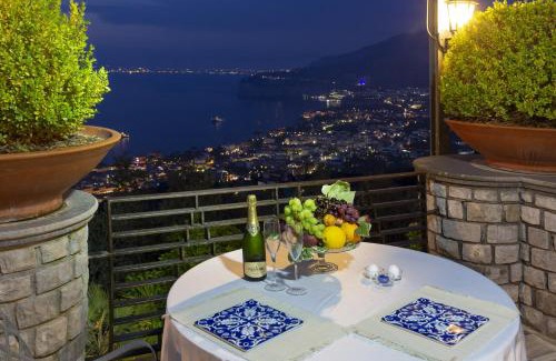 Priora Cama Y Desayuno | Romantic Relais Sorrento