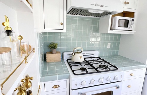 Encinitas Cabaña | Romantic Remodeled Historic Sea Cottage w/Fireplace - Encinitas Moonlight Beach