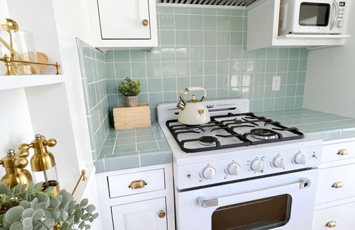 Encinitas Cabaña | Romantic Remodeled Historic Sea Cottage w/Fireplace - Encinitas Moonlight Beach