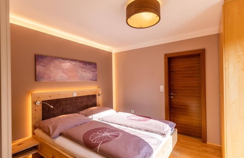Fuschl am See Cama Y Desayuno | Habitación romántica "Pera" con acceso al jardín de invierno - Haus Bergblick