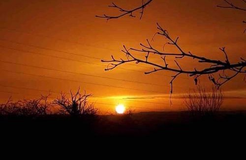Hollingbourne Casa | Romantic Shepherds hut with stunning sunsets