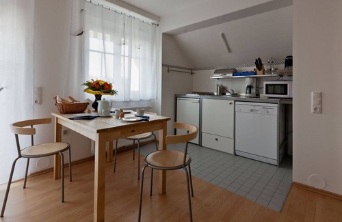 Monchhof Apartamento | Romantic studio apartment with roof terrace