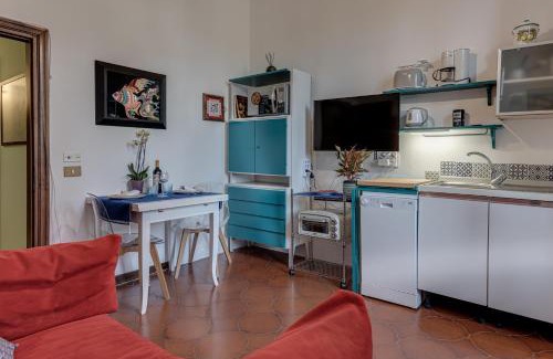 Sant' Ambrogio Apartamento | Romantic Suite Home