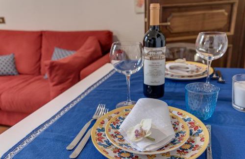 Sant' Ambrogio Apartamento | Romantic Suite Home