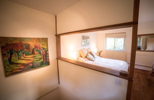 Buckfastleigh Cabaña | Romántico soleado sur de Devon Lodge Jardín + wifi conjunto de jardines y bosques