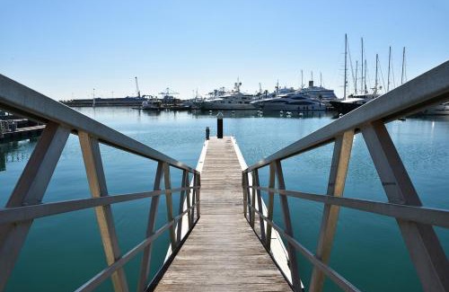 Aiora Apartamento | Romantic trip only one room Close to Metro Sea