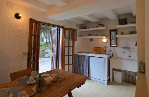 Castro Marina Cabaña | Romantic trullo above the fjord with sea access and stunning views (house G)