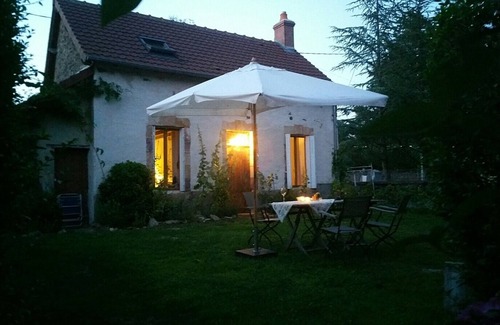 Vesdun Casa | Último minuto en el corazón tranquilo y hermoso de Francia, casa muy confortable