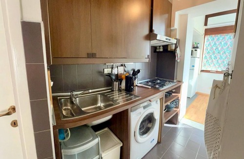 Zona LIV La Giustiniana Apartamento | ⭐️⭐️⭐️⭐️ APARTAMENTO DE HABITACIÓN CON BALCÓN Y APARCAMIENTO ⭐️⭐️⭐️⭐️