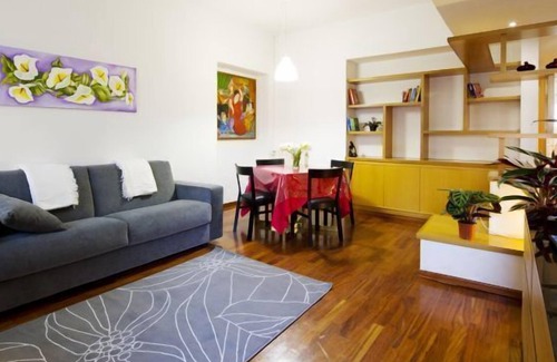 Camilluccia Apartamento | Rome: 'Corner House' lovely apartment