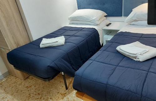 Suburbio XI della Vittoria Casa | Rome Fani Room
