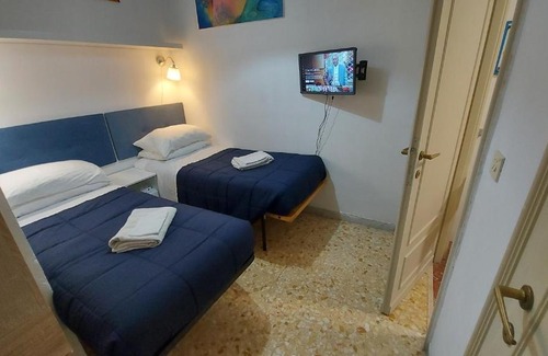 Suburbio XI della Vittoria Casa | Rome Fani Room