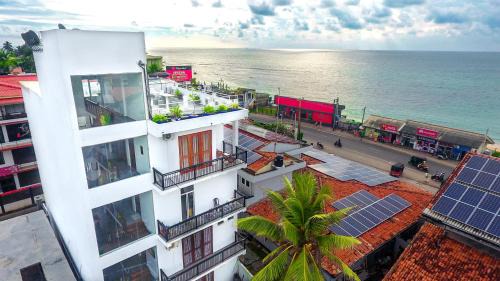 Hikkaduwa Hotel | Rominrich