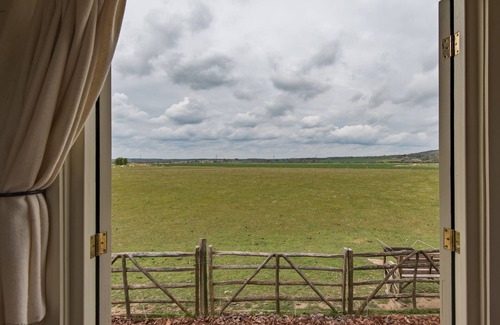 St Mary's Bay Cabina | Romney Marsh Huts by Bloom Stays - beautiful shepherds hut that sleeps 4 guests in 2 bedrooms