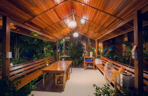 Uthai Thani Casa | Romyen House