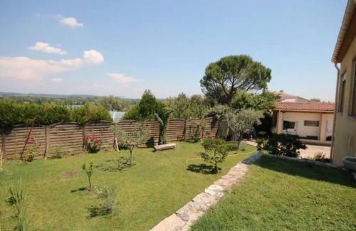 Saint-Etienne-des-Sorts Casa | Rona, Comfortable house with views of the Rhone