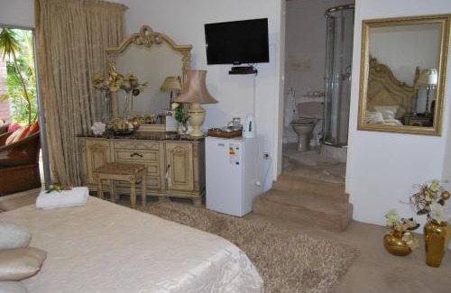 Rustenburg Casa | Ronique's Guest House