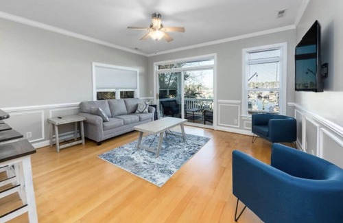 Fairfield Harbour Casa | Roof Top Escape on the Marina!