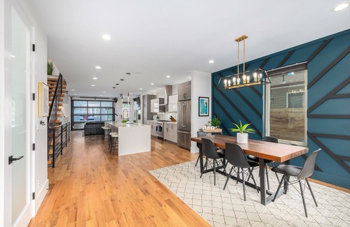 Overland Casa | Roof Top Patio, Hot Tub, & Minutes from Downtown!