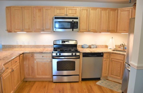 Seaside Heights Condominio | Unidad de 2 dormitorios disponible - Contáctenos para reservar ahora!