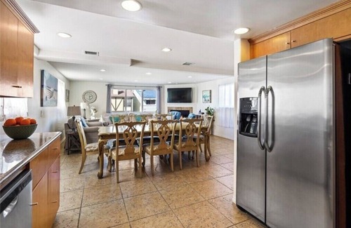 Silver Strand Casa | Rooftop Getaway- Ocean View Beach House!