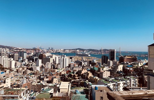 Jung-gu Casa | Rooftop Ocean view Woody House