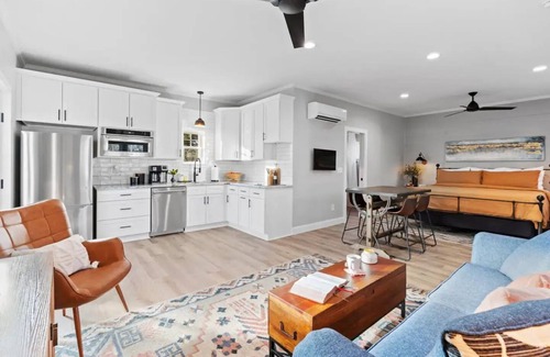 Biddleville Apartamento | Rooftop Patio Oasis - 5 minutes outside Uptown