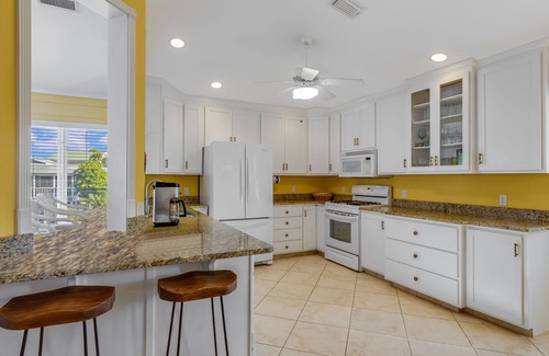 Fort Myers Beach Casa | Rooftop Patio w/Panoramic Views of the Gulf & Bay. WALK to everything.