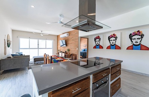 Santa María Huatulco Condominio | Surf-Friendly Beachside Comfort & Rooftop Luxury in Bocana