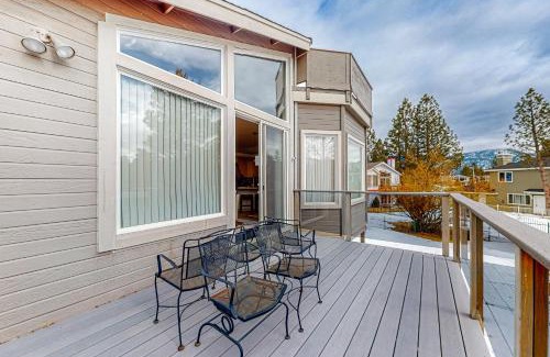 Tahoe Keys Casa | Rooftop Retreat