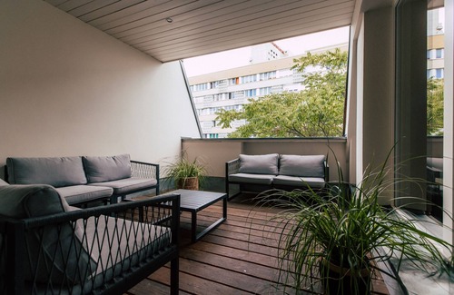 Zentrum-Ost Apartamento | Rooftop Studio mit Wohnküche und Terrasse - Luga Homes - Stadthaus