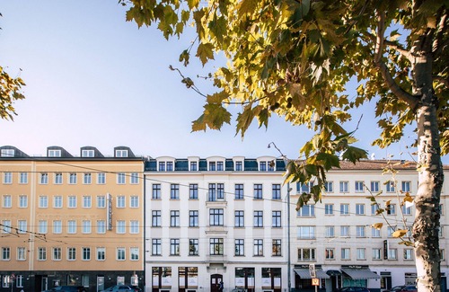 Zentrum-Ost Apartamento | Rooftop Studio mit Wohnküche und Terrasse - Luga Homes - Stadthaus