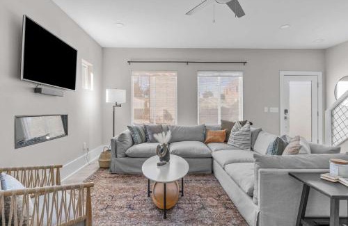 Durham Casa | Rooftop Vibes in Durham NC