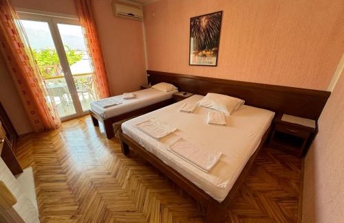 Babin do Apartamento | ROOM 03 Villa KRIVOKAPIC