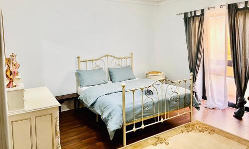 Is-Salina Casa | Room 1 Salina Seaview Retreat