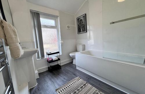 Liverpool Casa | Room 1 Shared House 10 min from Center