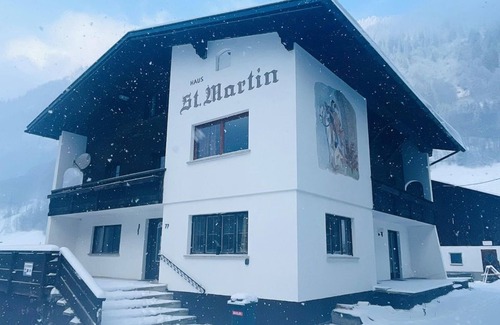 Klosterle Apartamento | Room 1 - twin room, shower/toilet on the floor - Haus St. Martin