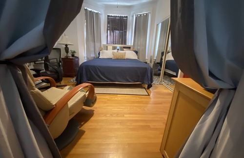 North Bergen Casa | Room-7 Private Room With Jacuzzi, Massag