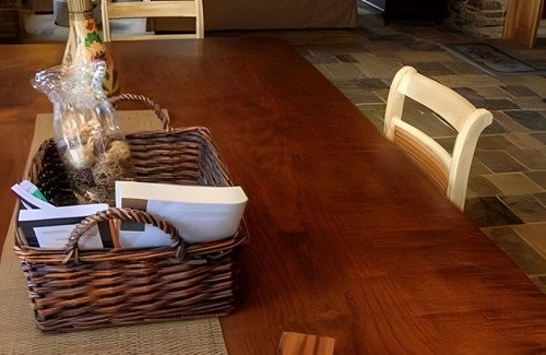 Mondonedo Apartamento | Room A Penela in Mondoñedo with terrace, shared garden, and Wi-Fi